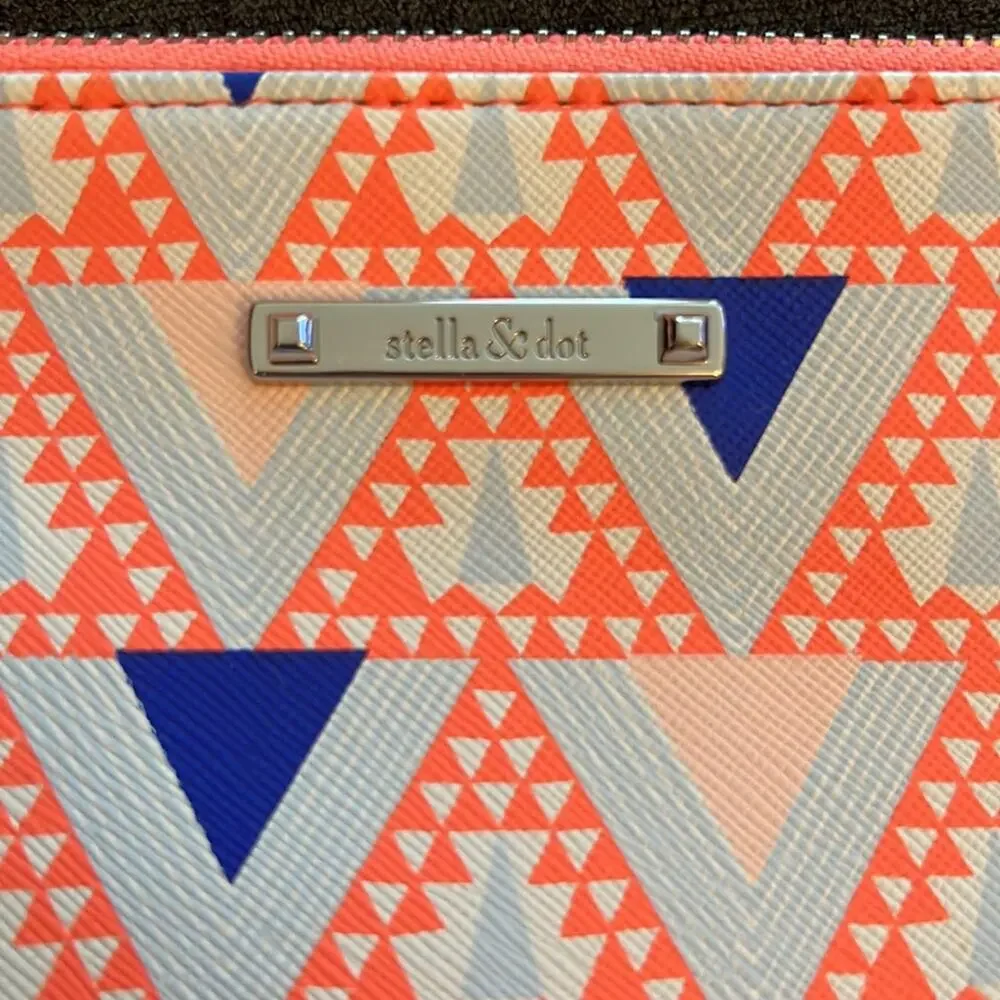 Stella & Dot Aztec Makeup Clutch